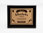 Diseño de placa conmemorativa para aniversarios y cumpleaños