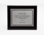 Diseño de placa conmemorativa para bodas de oro