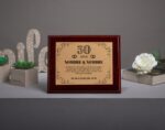 Ejemplo de placa conmemorativa para bodas de oro y 50 aniversario