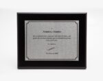 Diseño de placa conmemorativa para jubilación